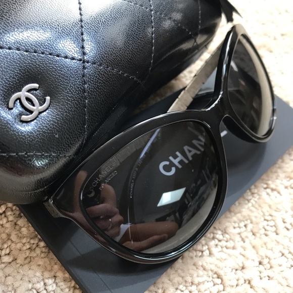 Chanel Crystal sunglasses - Picture 5 of 7